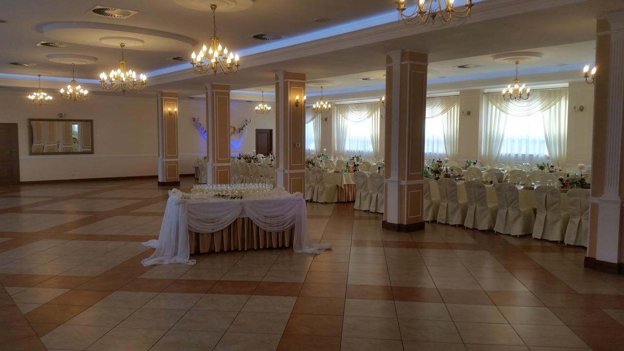 Hotel Gosciniec Wloclawek Bagian luar foto