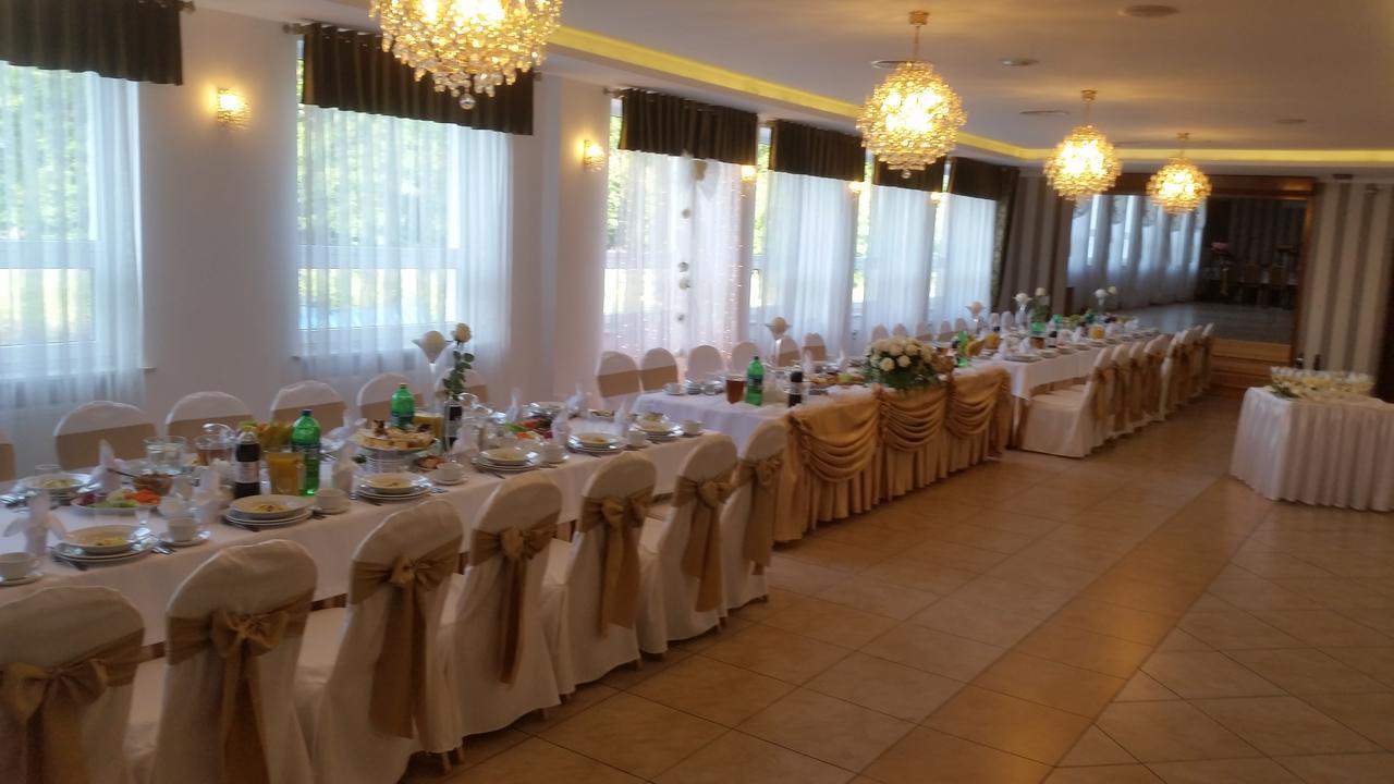 Hotel Gosciniec Wloclawek Bagian luar foto